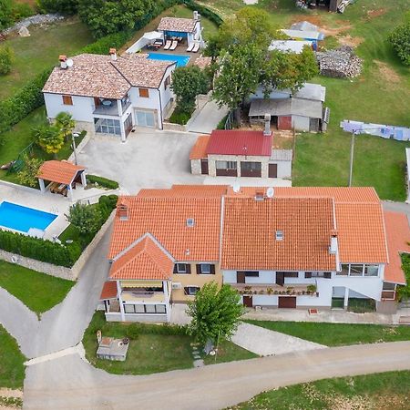 파진 House Semy With Private Pool 빌라 외부 사진