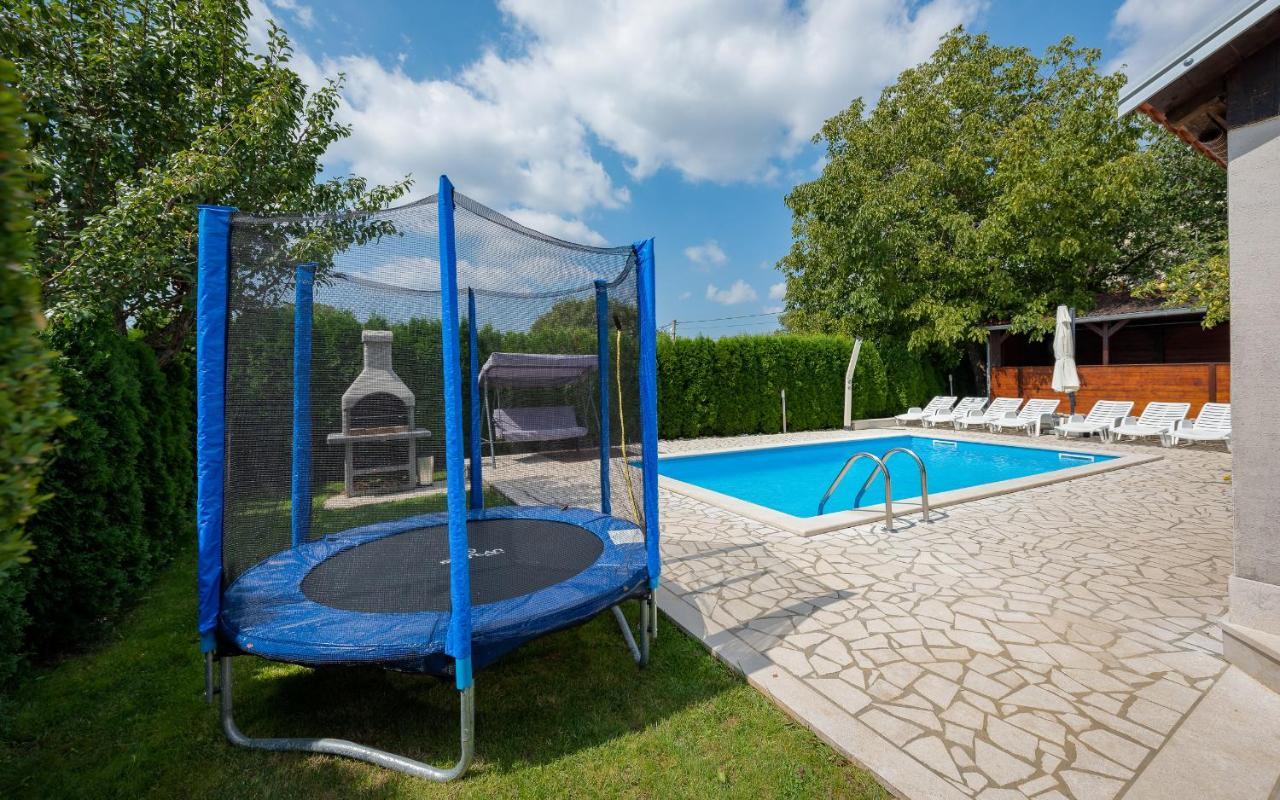 파진 House Semy With Private Pool 빌라 외부 사진